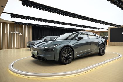 Toyota bZ7 3.100 unit saat peluncuran resmi mobil listrik