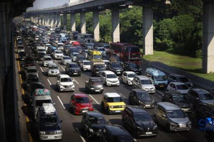 Cara Mudik Aman dan Nyaman 2026: Perjalanan aman di jalan tol pagi hari
