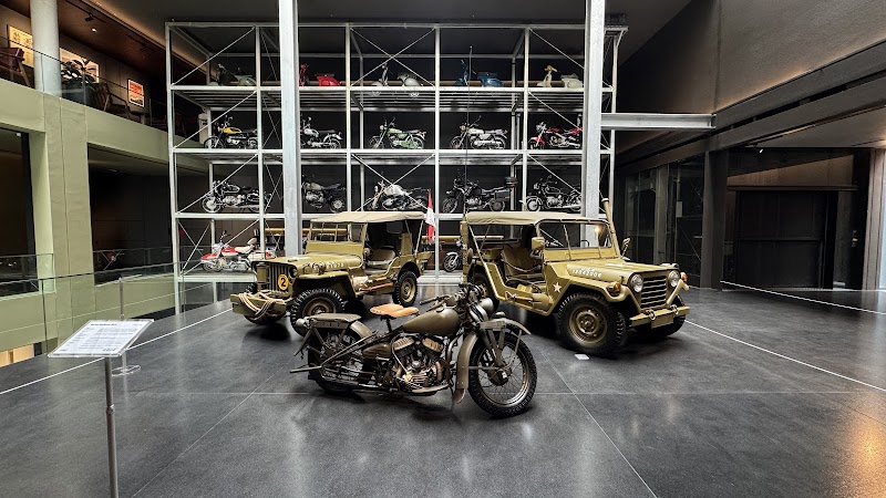 area museum otomotif modern di Vault Automotive Museum Jakarta