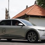 Fenomena penurunan harga mobil listrik bekas di Indonesia.